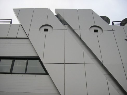 Облицовка фасада композитными алюминиевыми панелями